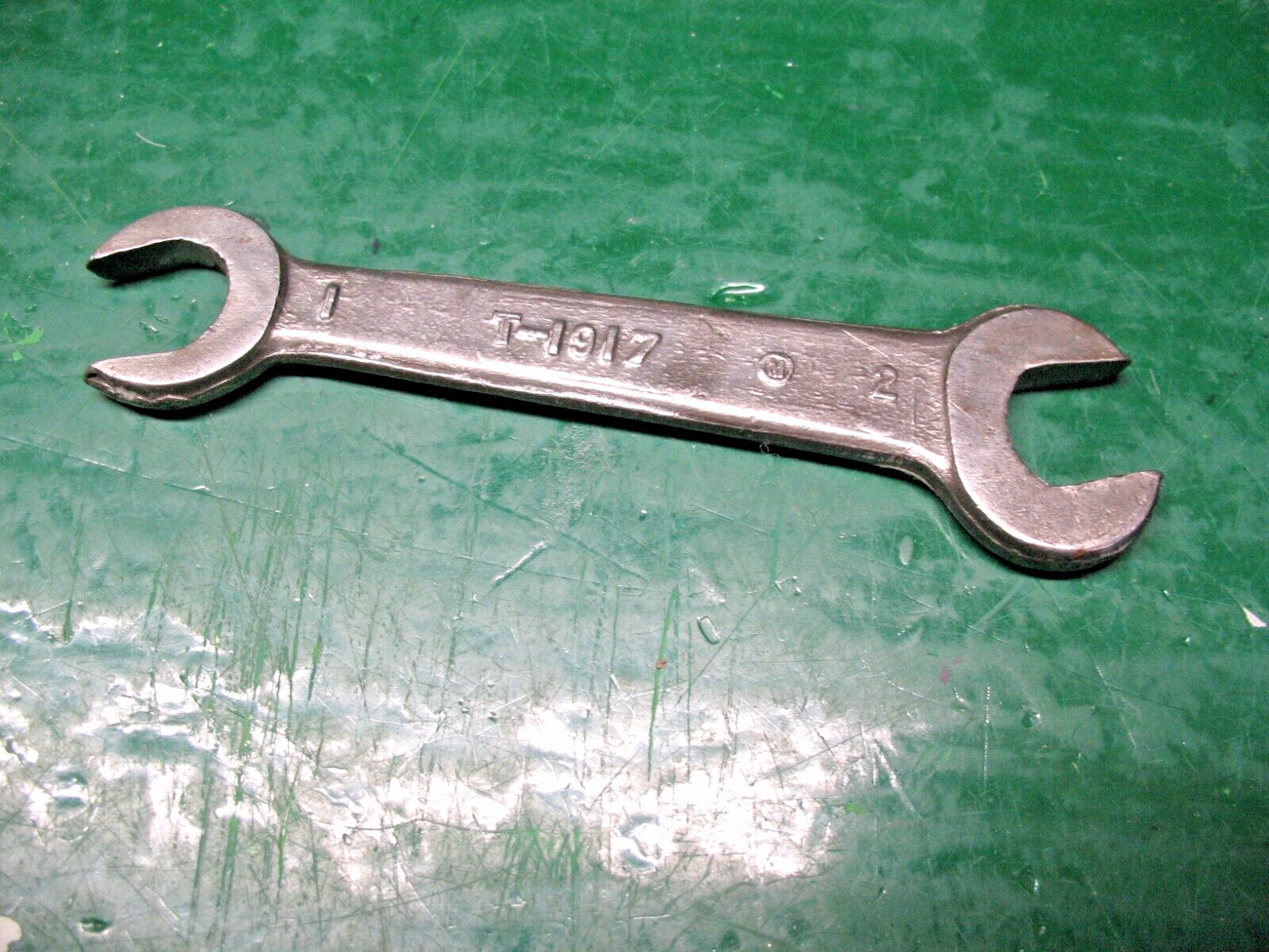FORD  T - 1917  TRANSMISSION  OPEN  END  WRENCH    1   &  2