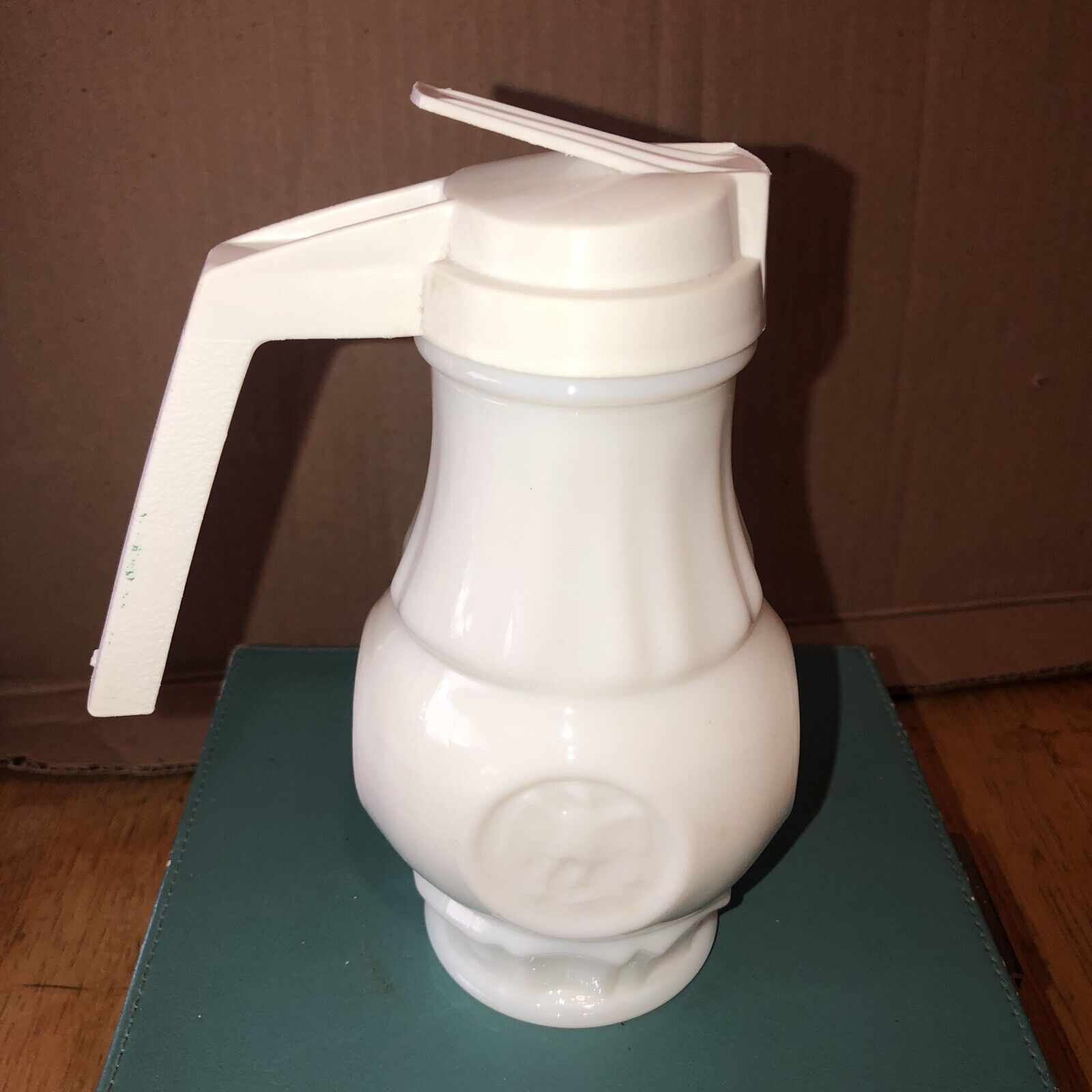 Vintage Wheaton Milk Glass Syrup Pitcher Eagle Coin Patriotic 70s
