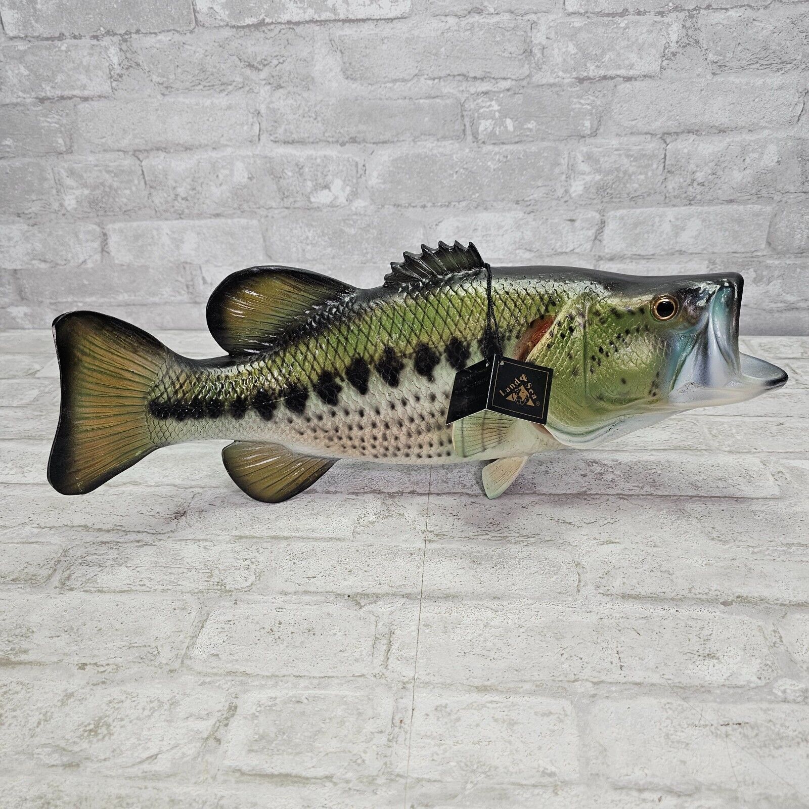 Land & Sea Collectibles Nature Series Large Mouth Bass Sculpture Figurine 18 in.