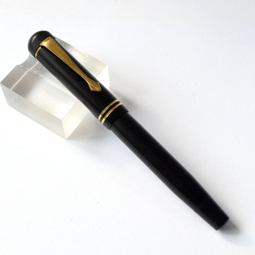VINTAGE Astoria subbrand hard rubber Fountain Pen Original gold nib N2 1935-37\'