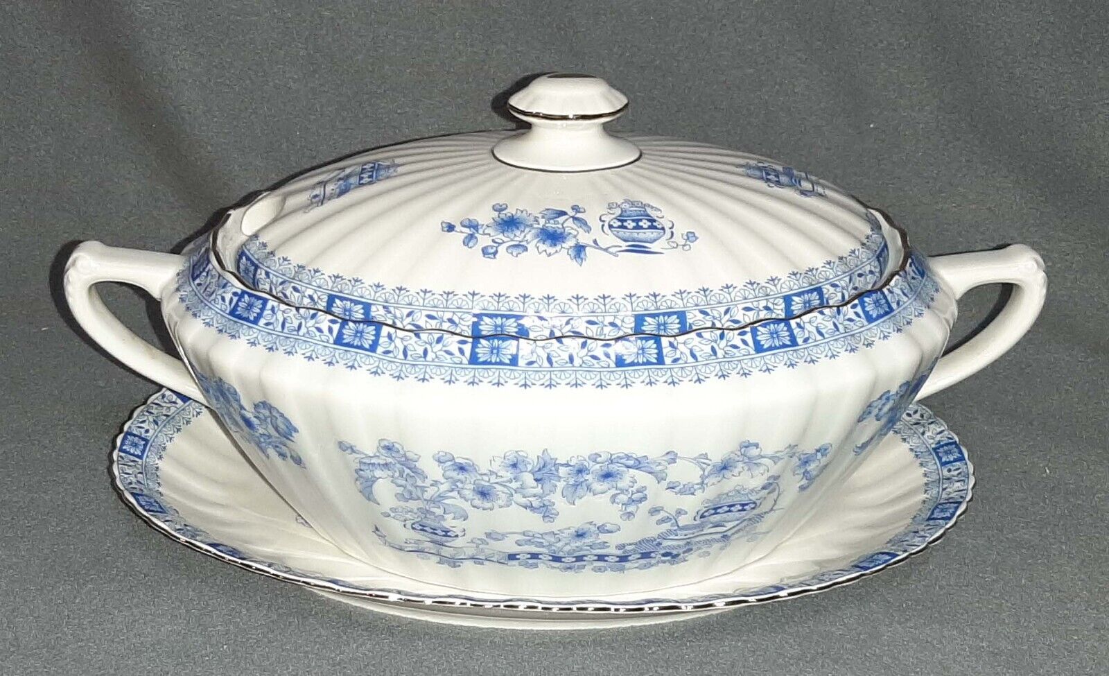 Seltman Qualitats Porzellan China Blau - Soup Tureen and Oval Underplate Platter