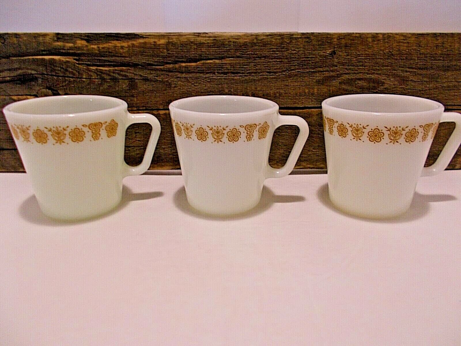 Vintage Pyrex Butterfly Gold 1 Pattern Cups – D Handle Coffee Cups Set of 3