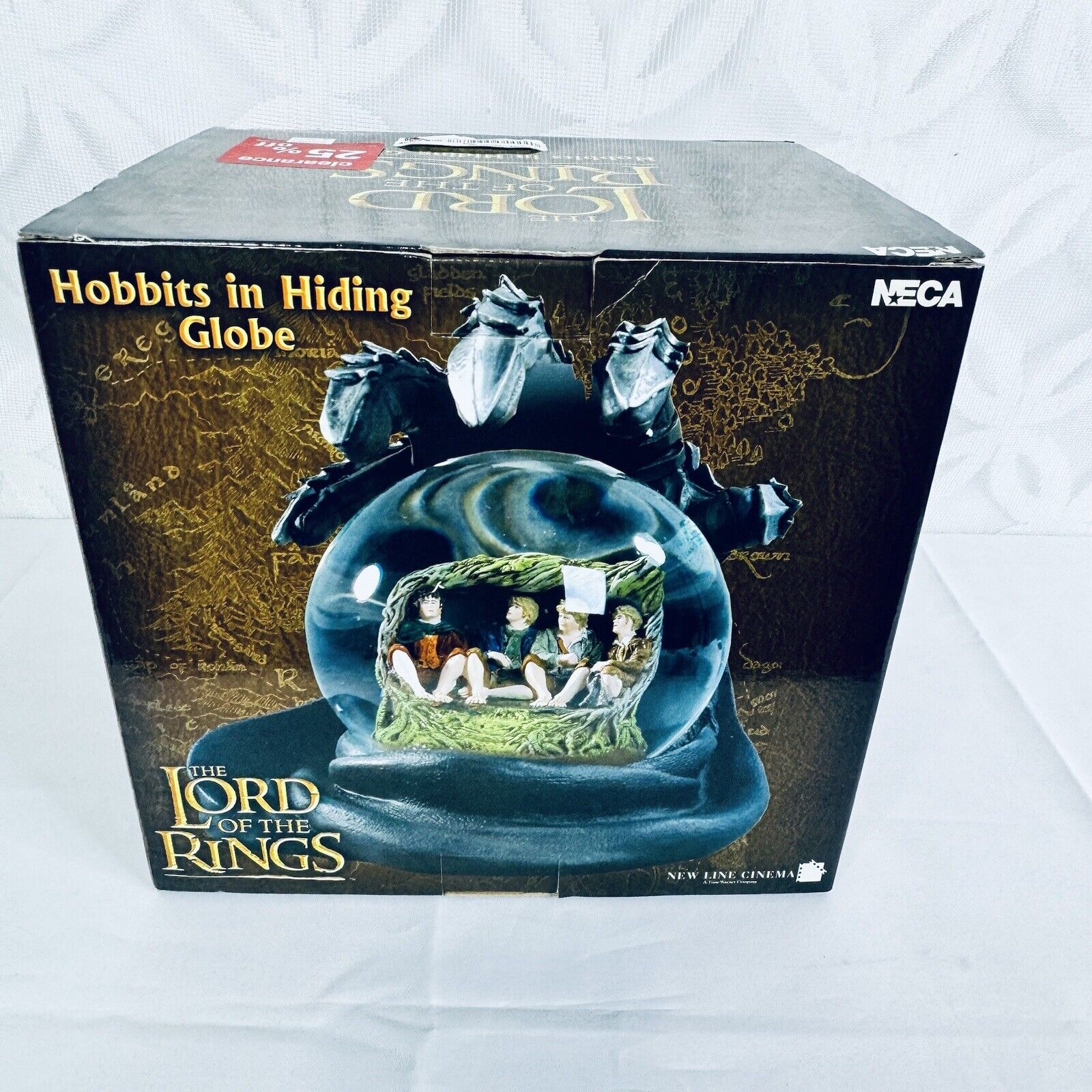 NECA Lord of The Rings Hobbits In Hiding Globe w/ BOX