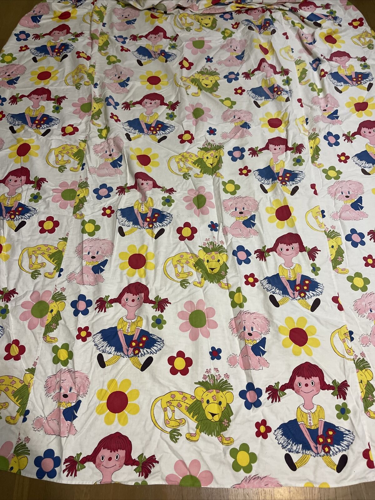 Vintage Sears Poodle Bed Spread Sheet 1960s. 74x100”