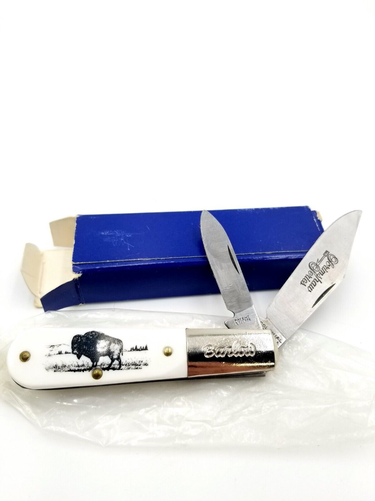 VINTAGE COLONIAL USA SCRIMSHAW Buffalo BARLOW POCKET KNIFE KNIVES New B62