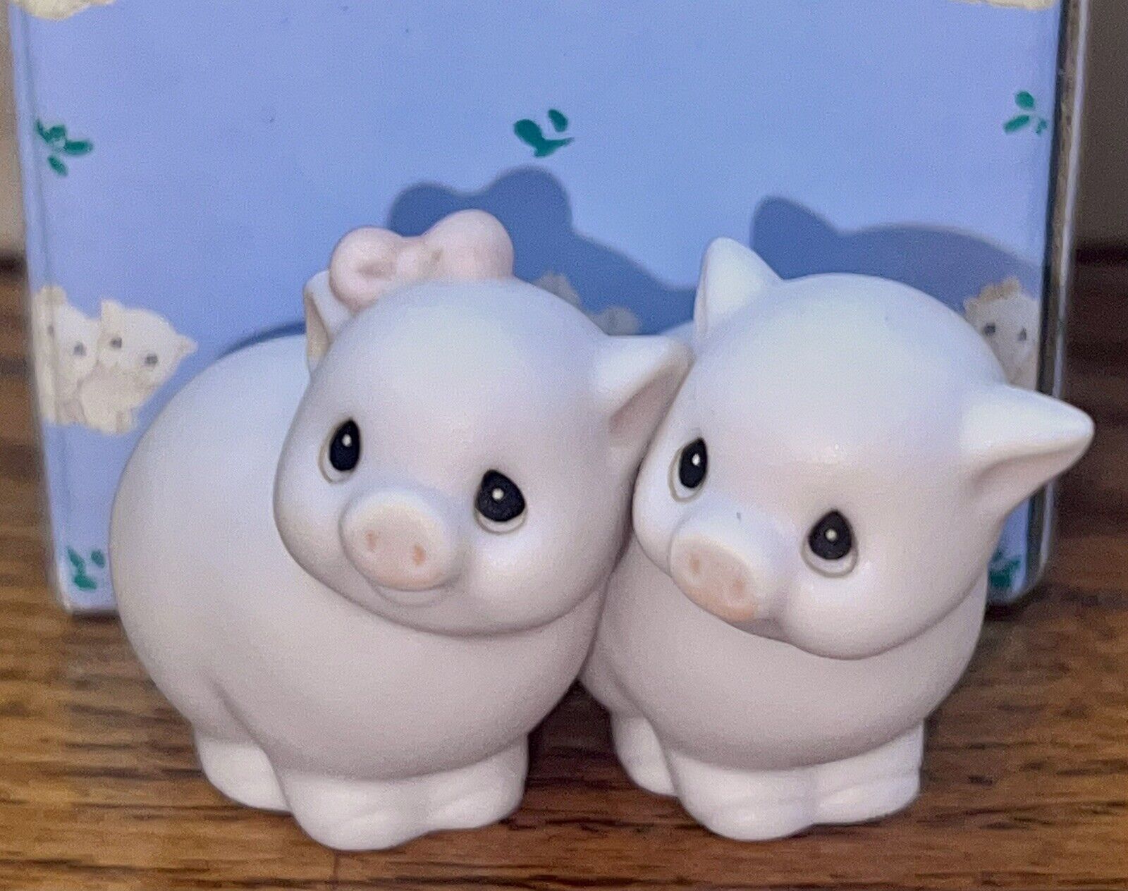 Buy 2 Get 1 Free Precious Moments-Two By Two Pigs 530085 Retired