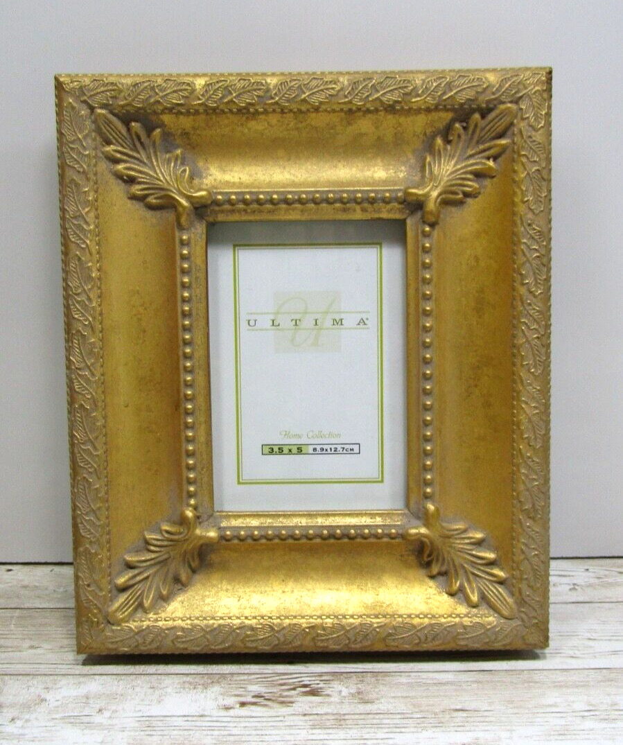Vintage Picture Frame Gold Color Decorative without back cover
