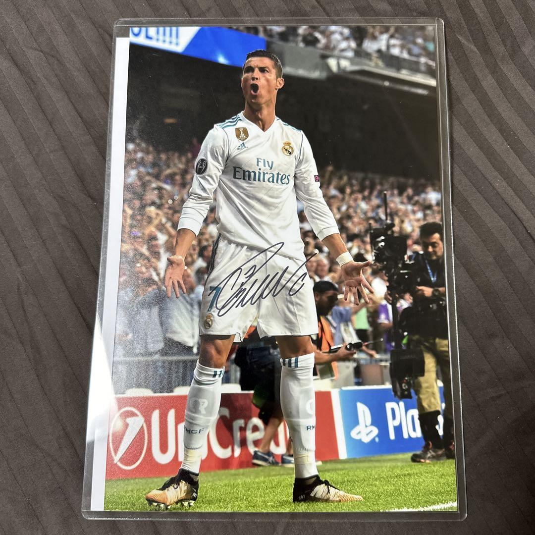 Cristiano Ronaldo Autographed Photo Real Madrid Certificate Included New