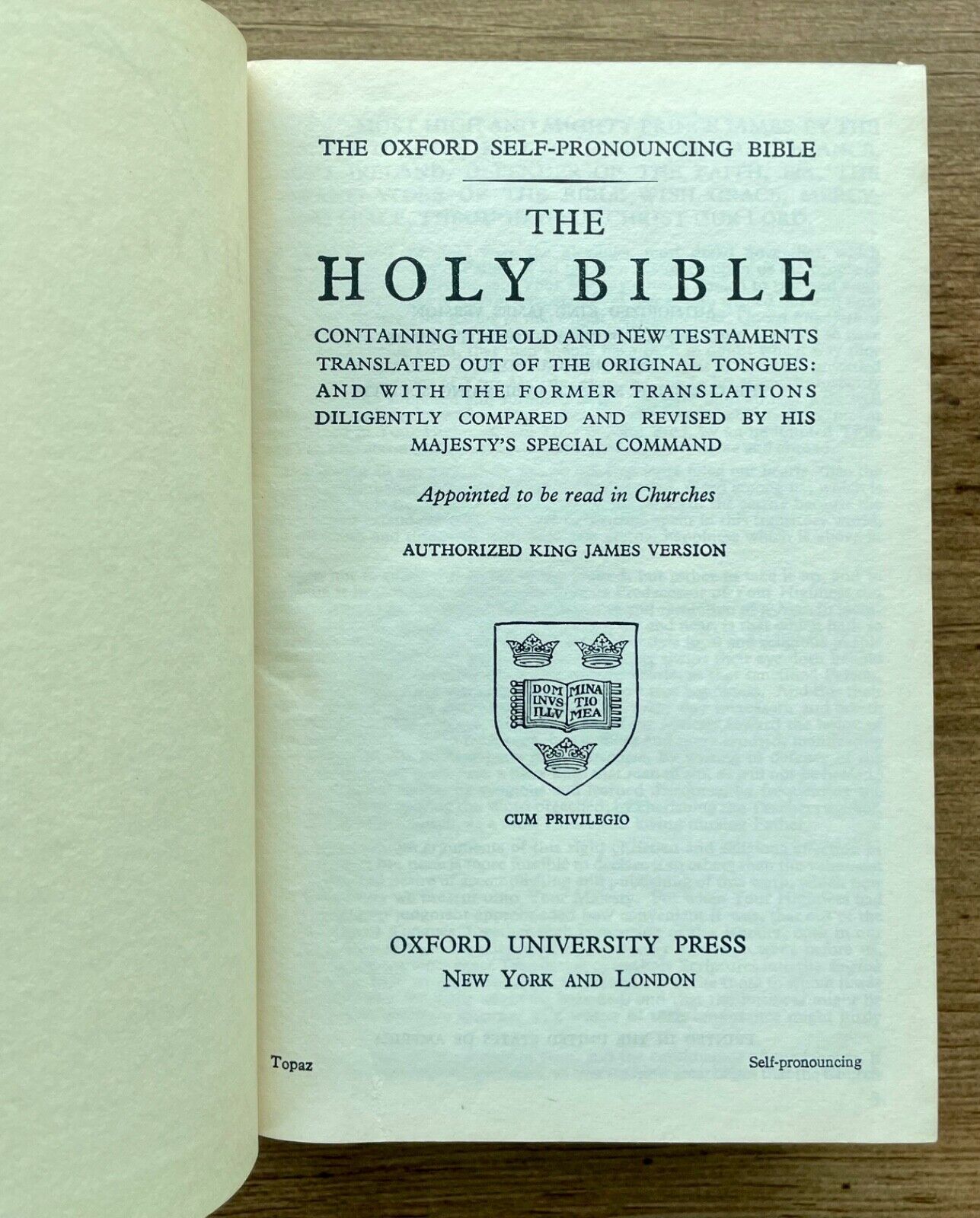 The Holy Bible King James Version 1950's The Oxford Self Pronouncing Bible Topaz