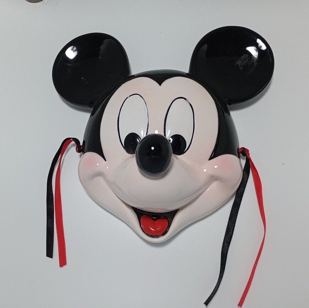 The Walt Disney Mickey Mouse Face Wall Hanging PorcelainSculpture Schmid Taiwan 