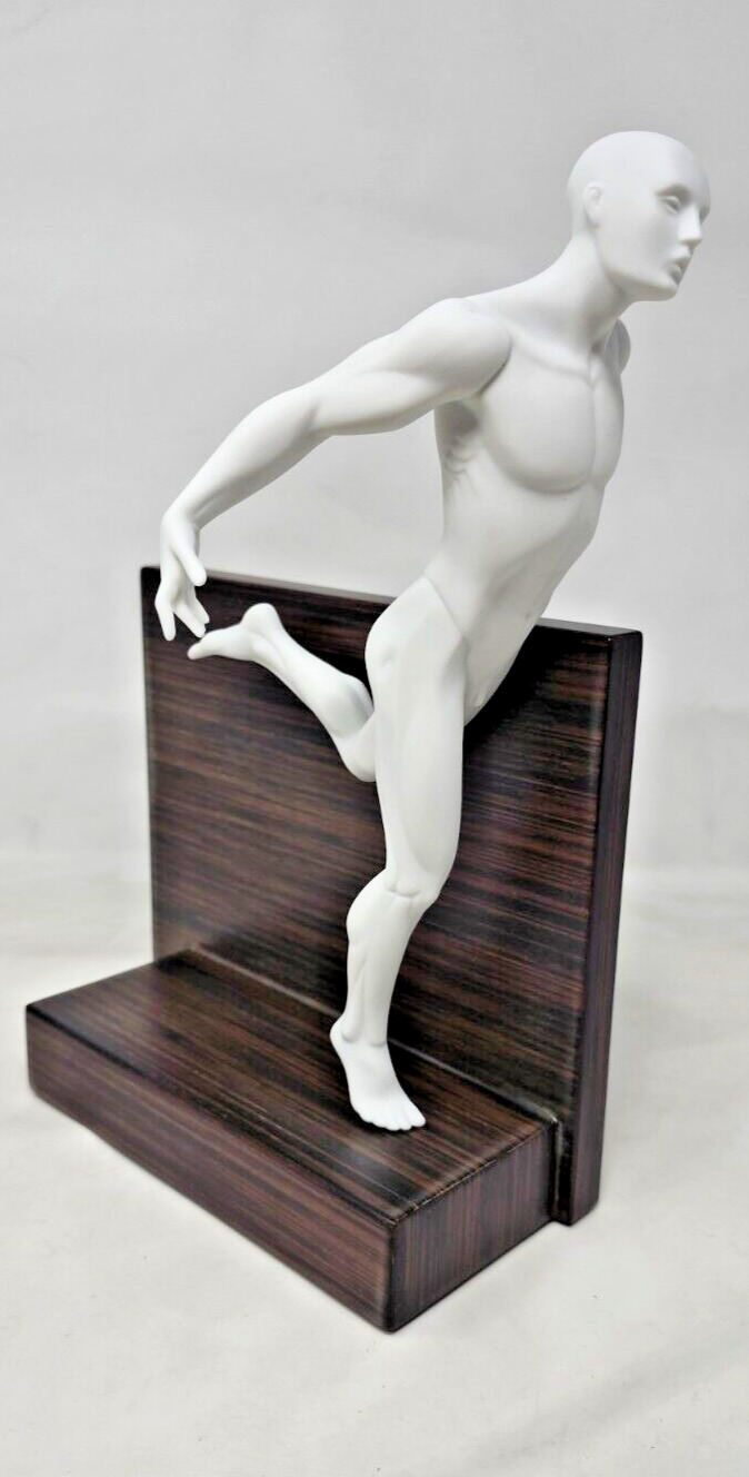 Lladro Faster - Running Figure w/ Box - #010.11897 Limited 213/500