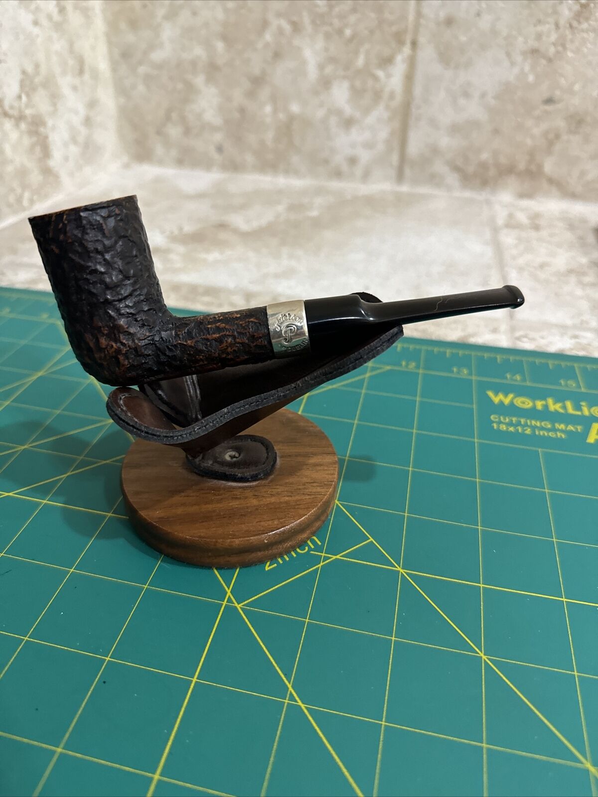 Peterson Limited Edition D20 Tobacco Pipe Rare Shape HEAT FISSURES In Chamber