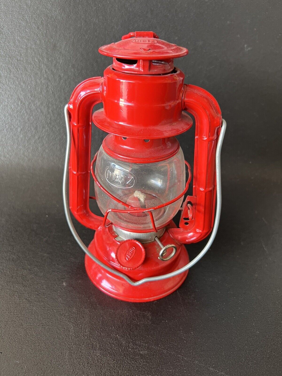 Vtg Dietz Lantern No. 50 Original Hong Kong Red, Nice