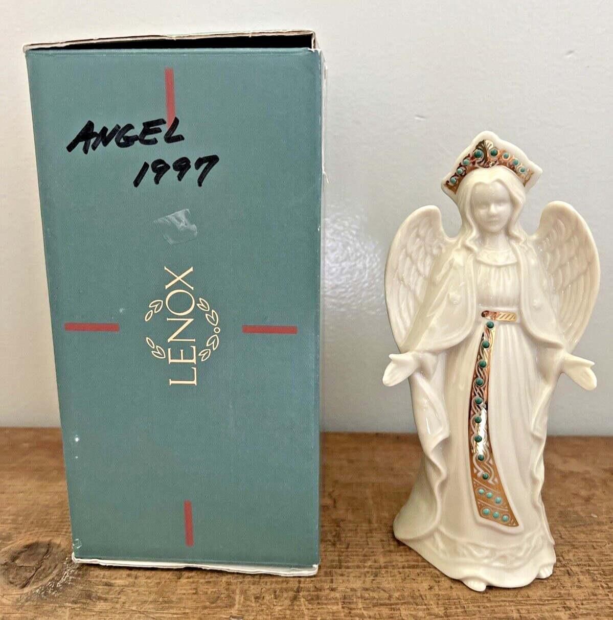 Lenox USA China Jewels Nativity Angel Porcelain Figurine In Box ~ Christmas