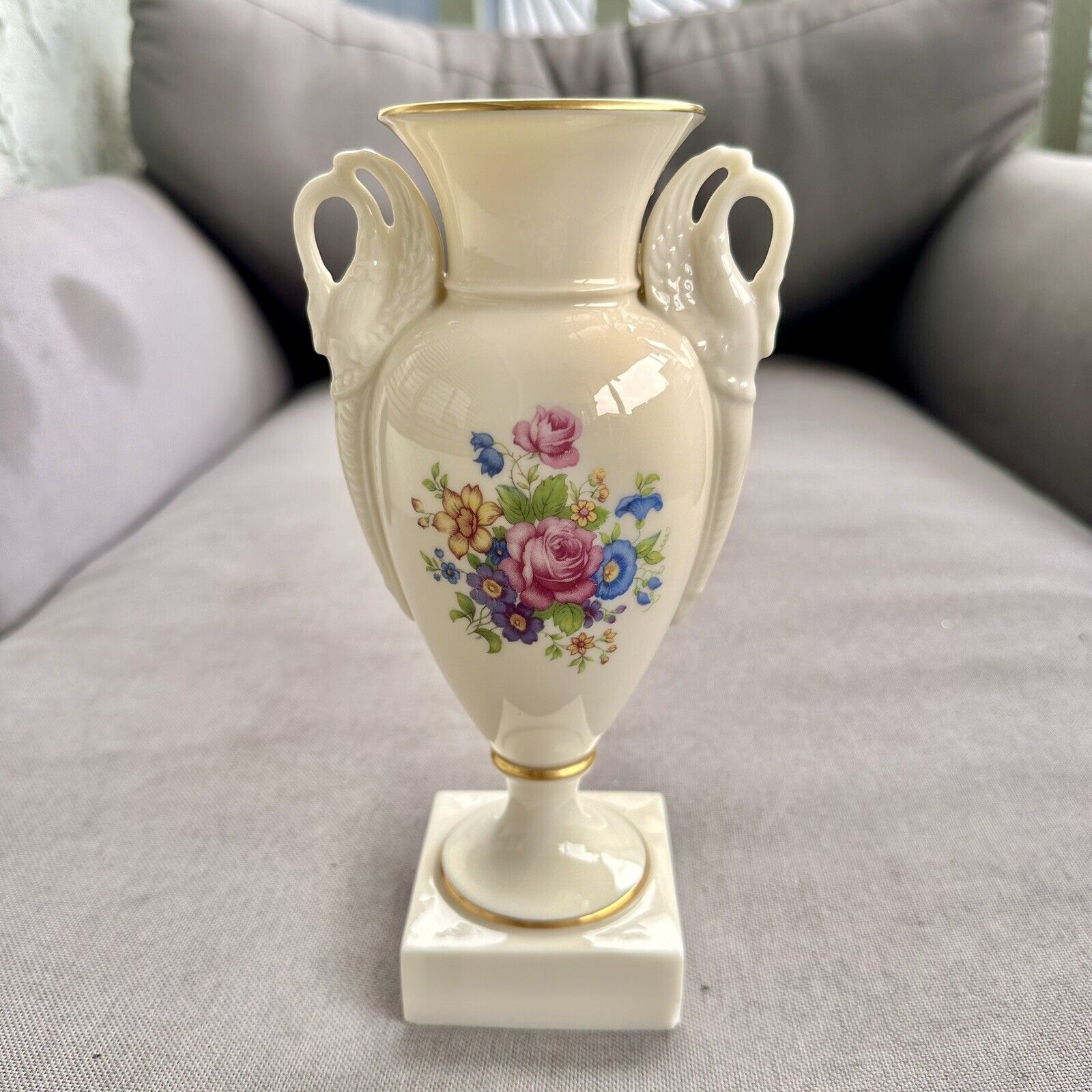 Lenox Rose Pattern Trophy Vase With Swan Handles Green Mark