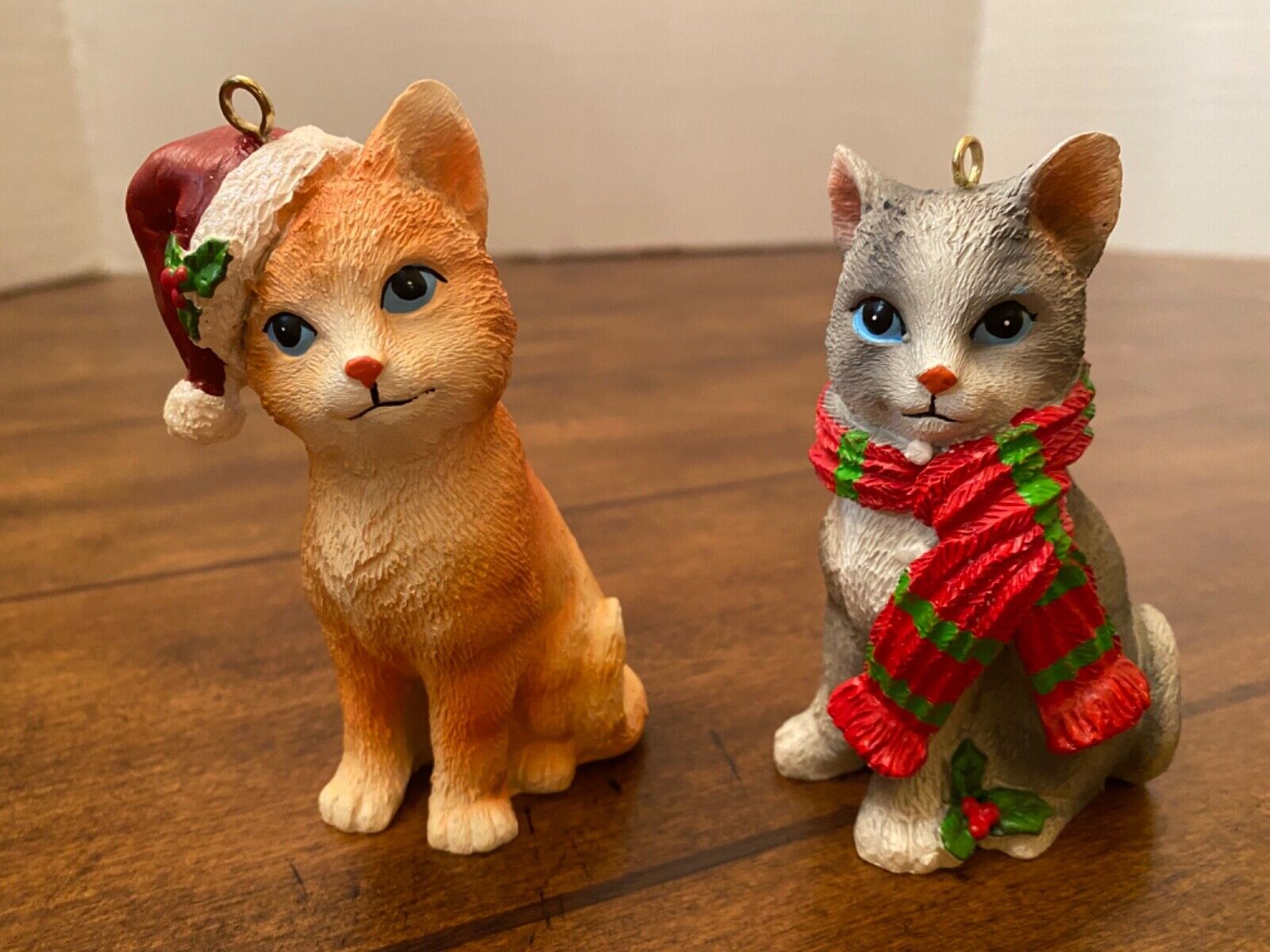 Collections Etc Christmas Cat Ornaments Hat Scarf Snowflakes 4” Lot of 2 S3
