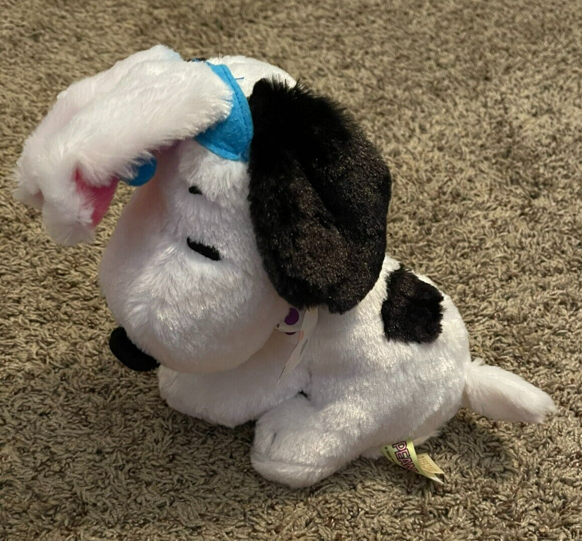 Dandee Plush Snoopy Peanuts Dances Plays Linus and Lucy Easter edition New