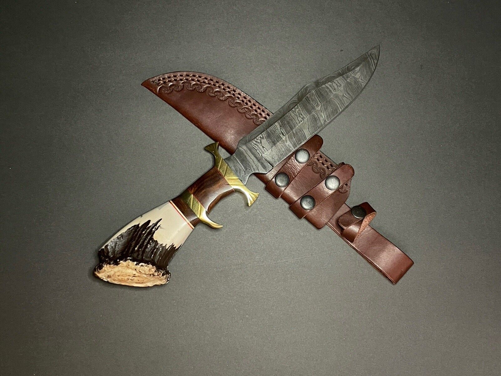 Custom Handmade Damascus Steel  Bowie Knife Stag Horn Style With Leather Sheath.