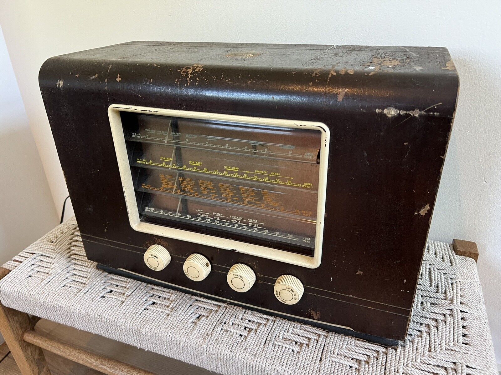 🍊Vintage 1953 RCA Victor Solid Wood AM Tube Radio | Model HMV 1124 UNTESTED