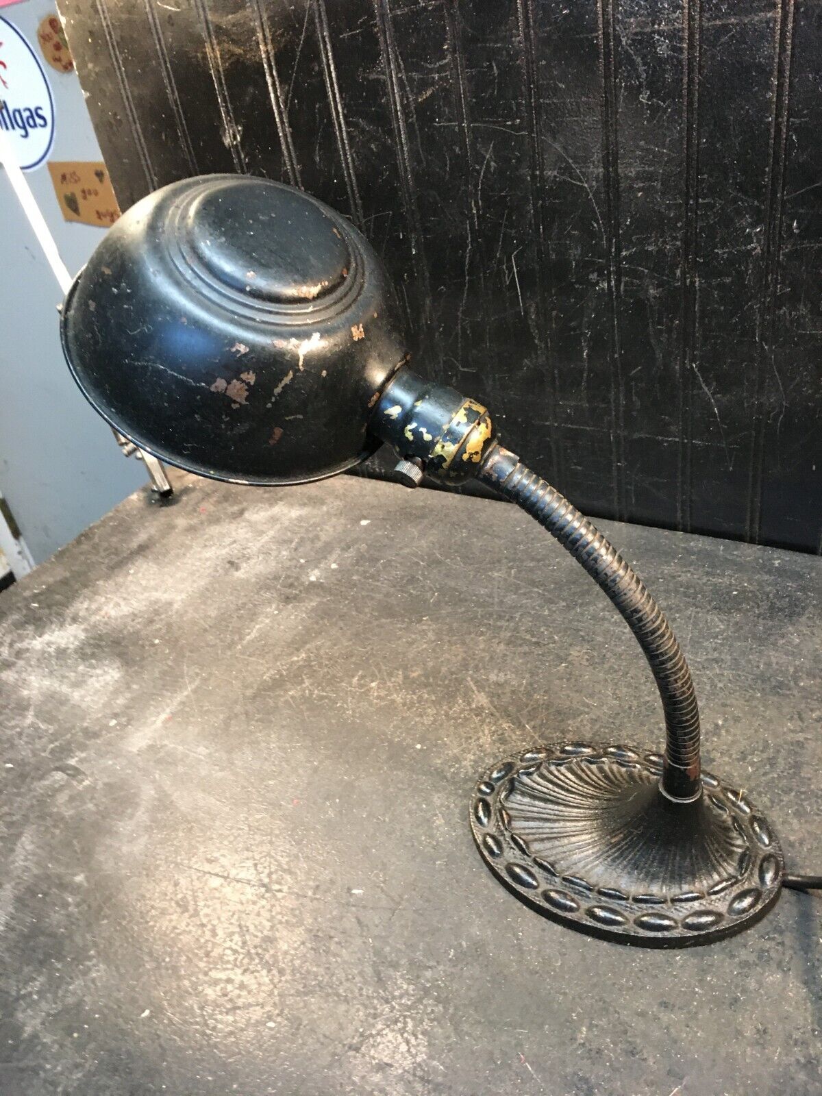Vin Flexable Goose Neck Desk Lamp Cast Iron Base Metal  Shade  1940s