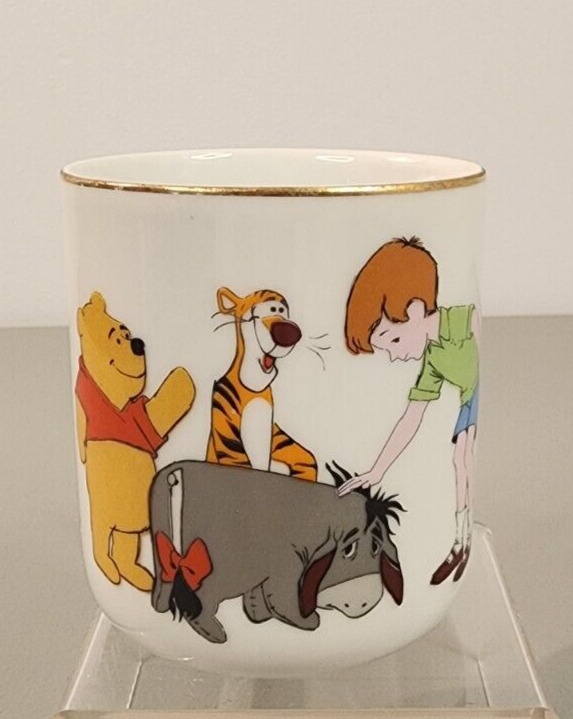 Vintage Walt Disney Productions Winnie The Pooh Coffee Mug Japan Gold Trim 