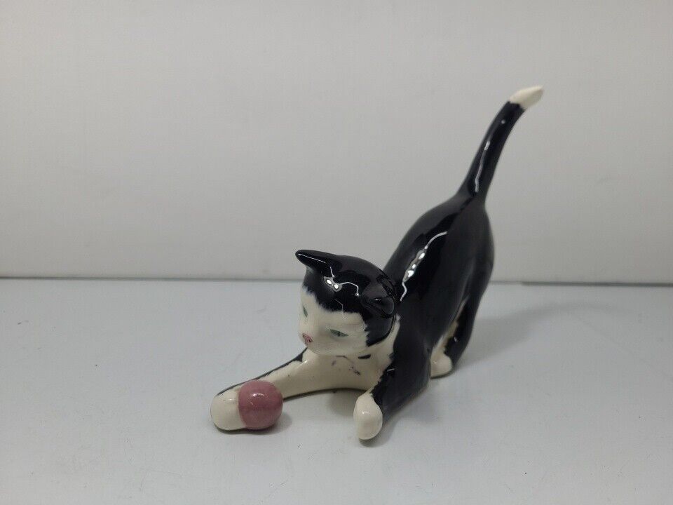 Vintage Robert Simmons Ceramic Cat Figurine California Pottery 1950s Black/White