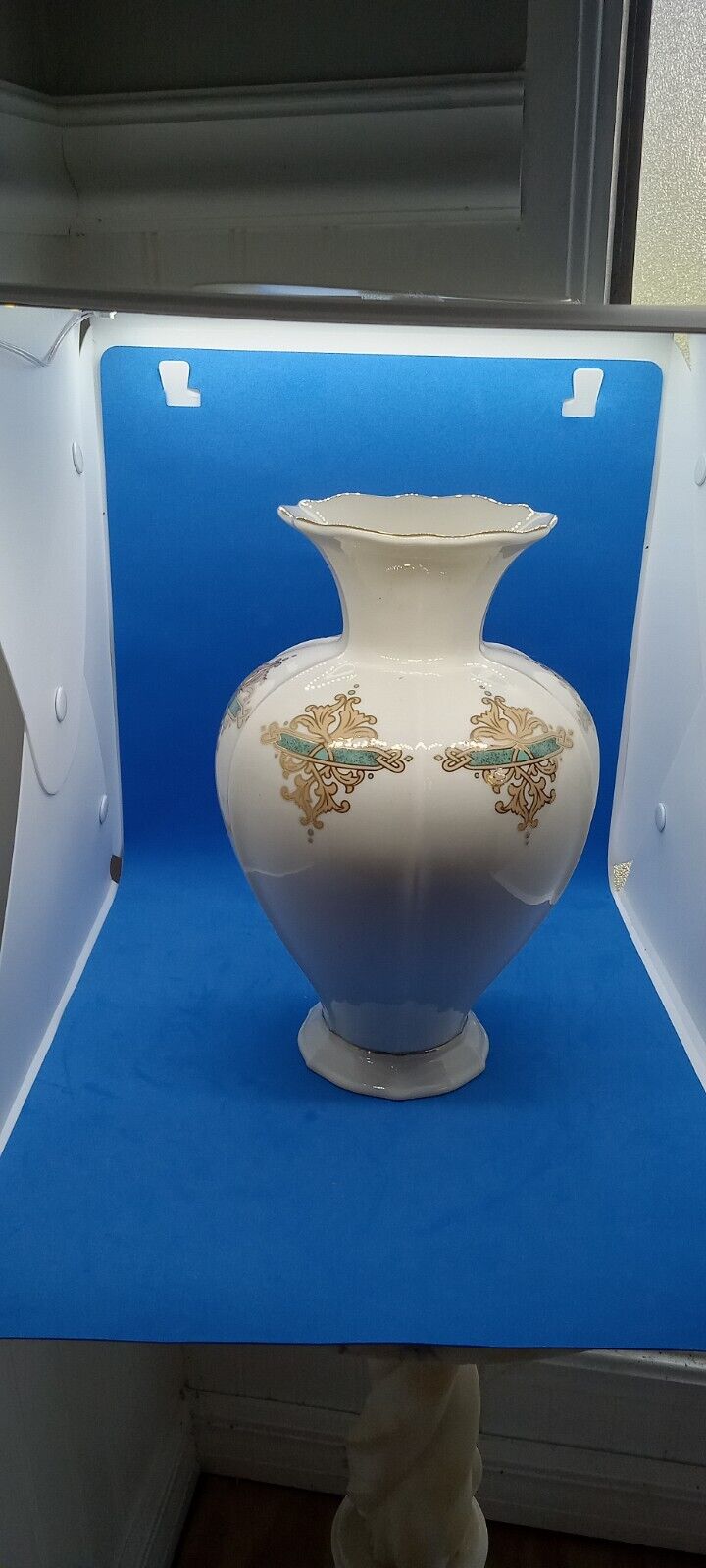 Beautiful Lenox Footed Large Vase 10x7