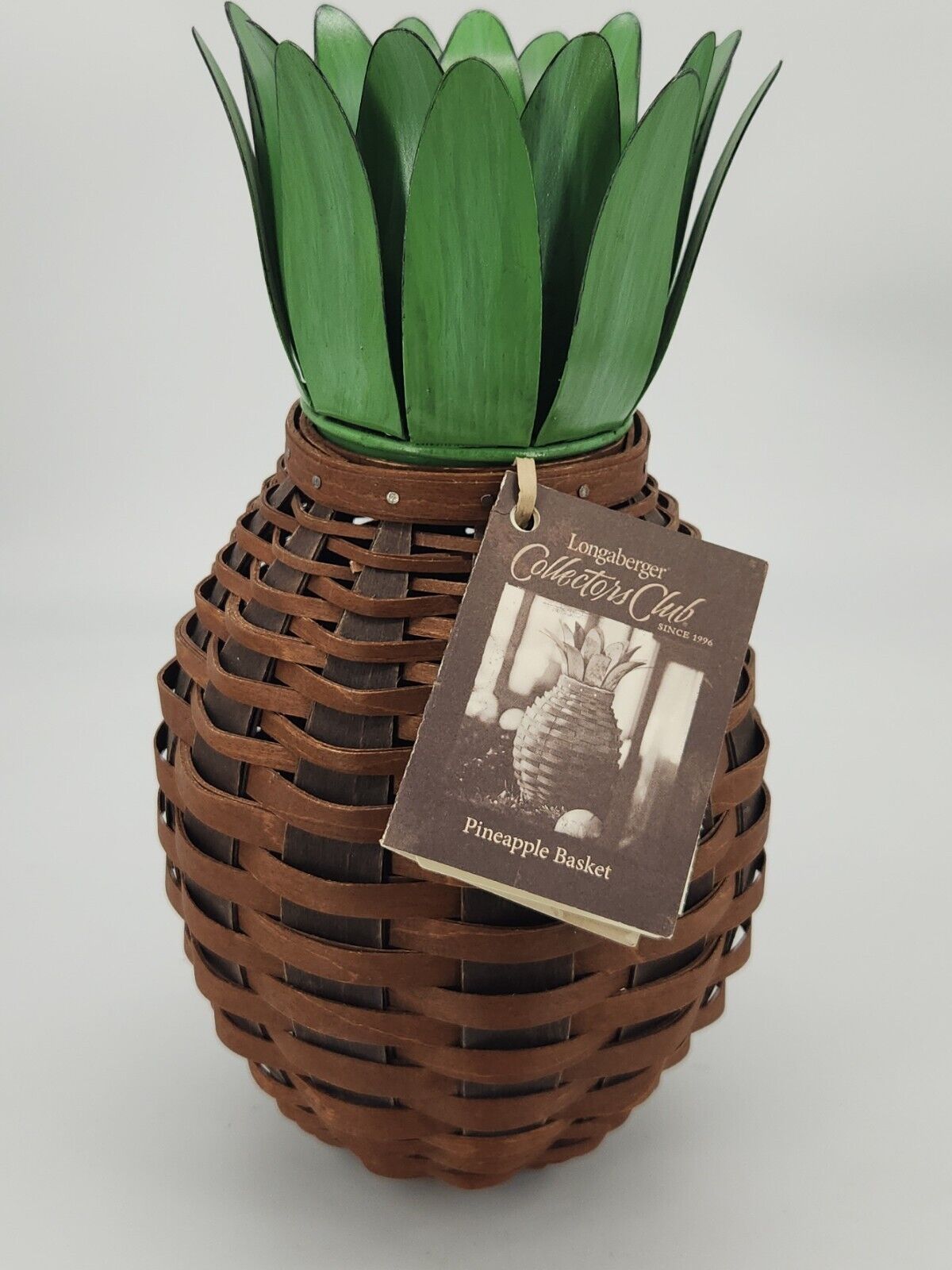 Longaberger Collectors Club 2011 Pineapple Basket & Metal Top SOLD ONLY 60 DAYS