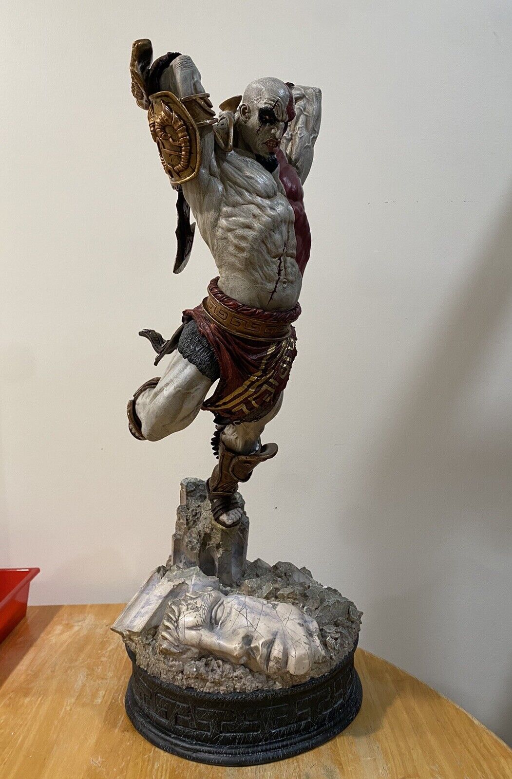 Arp Kratos Statue 1/4 Scale
