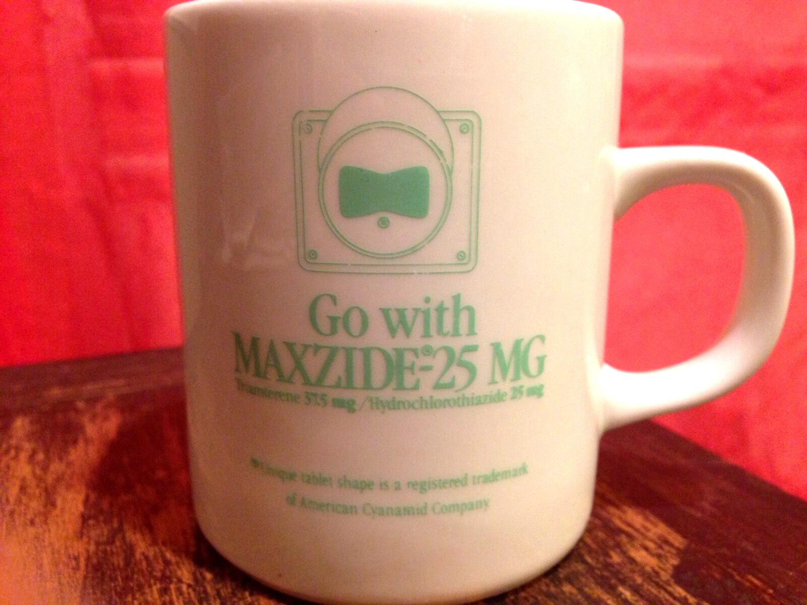VMAXZIDE-25 1989 Mug/Cup Half Cost of Coffee pharmaceutical Cyanamid DRUG REP