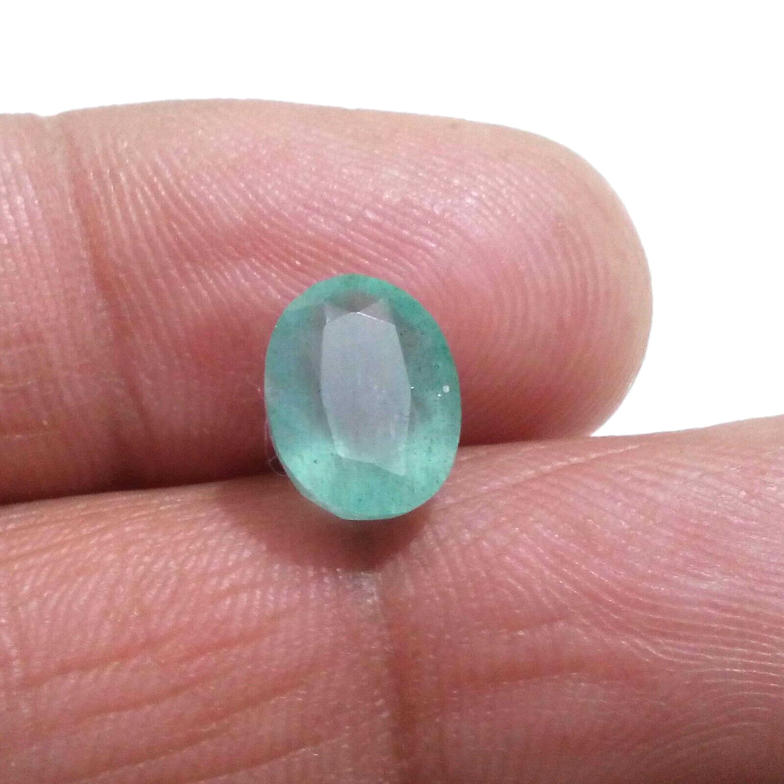 Gorgeous Colombian Emerald Oval Shape 3.30 Crt Top Green Faceted Loose Gemstone