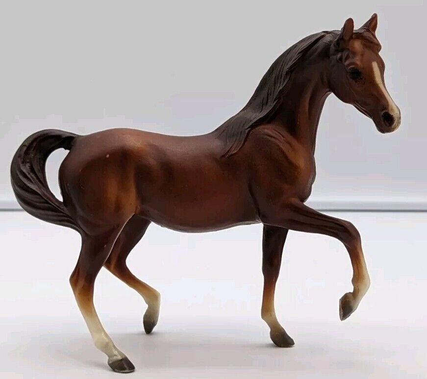 Breyer Classic Chestnut Arabian Mare 3055  Made In USA Plastic Horse Toy VGC 