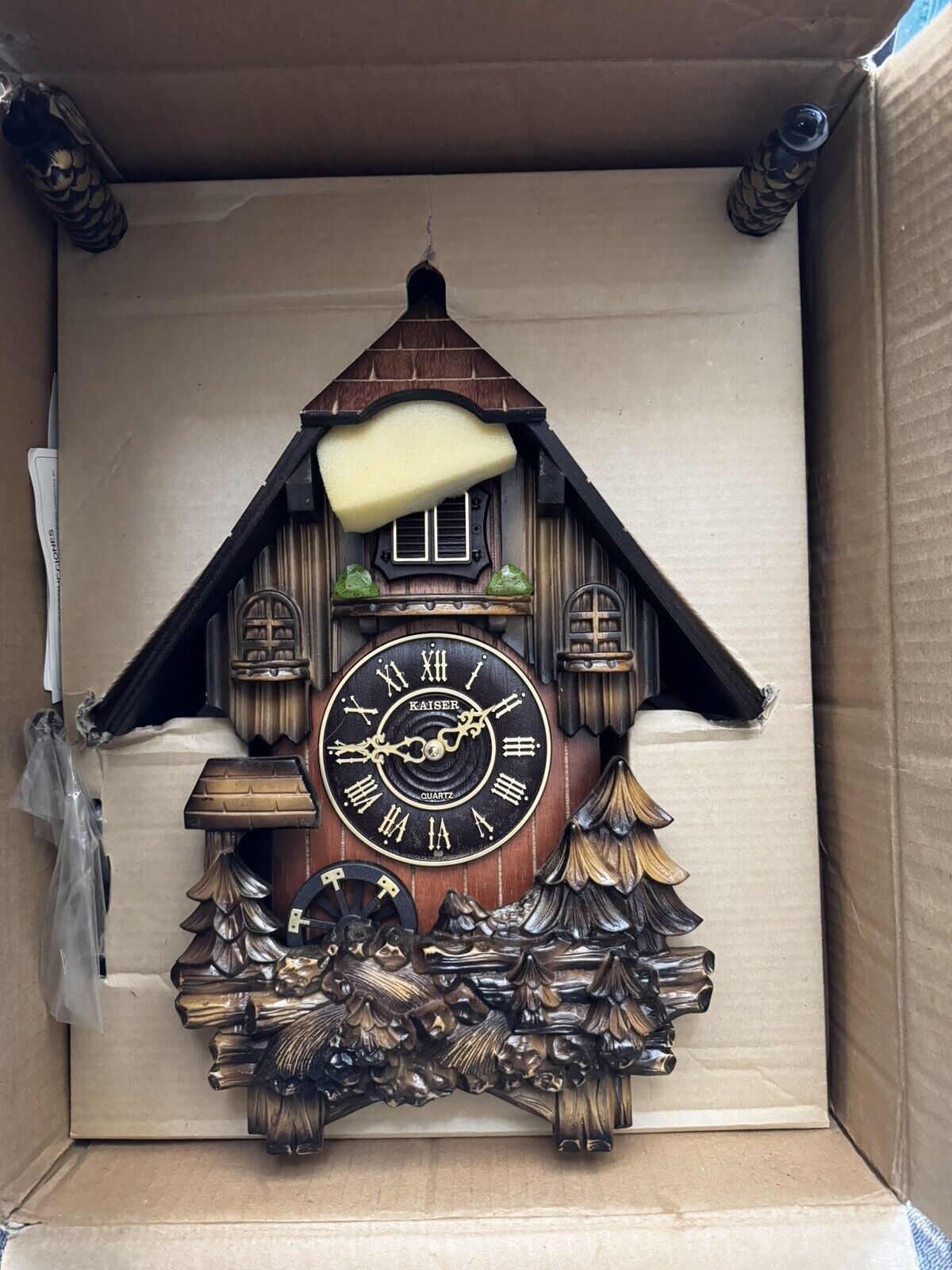Kaiser Quartz large Wooden Cuckoo Clock Battery Operated New