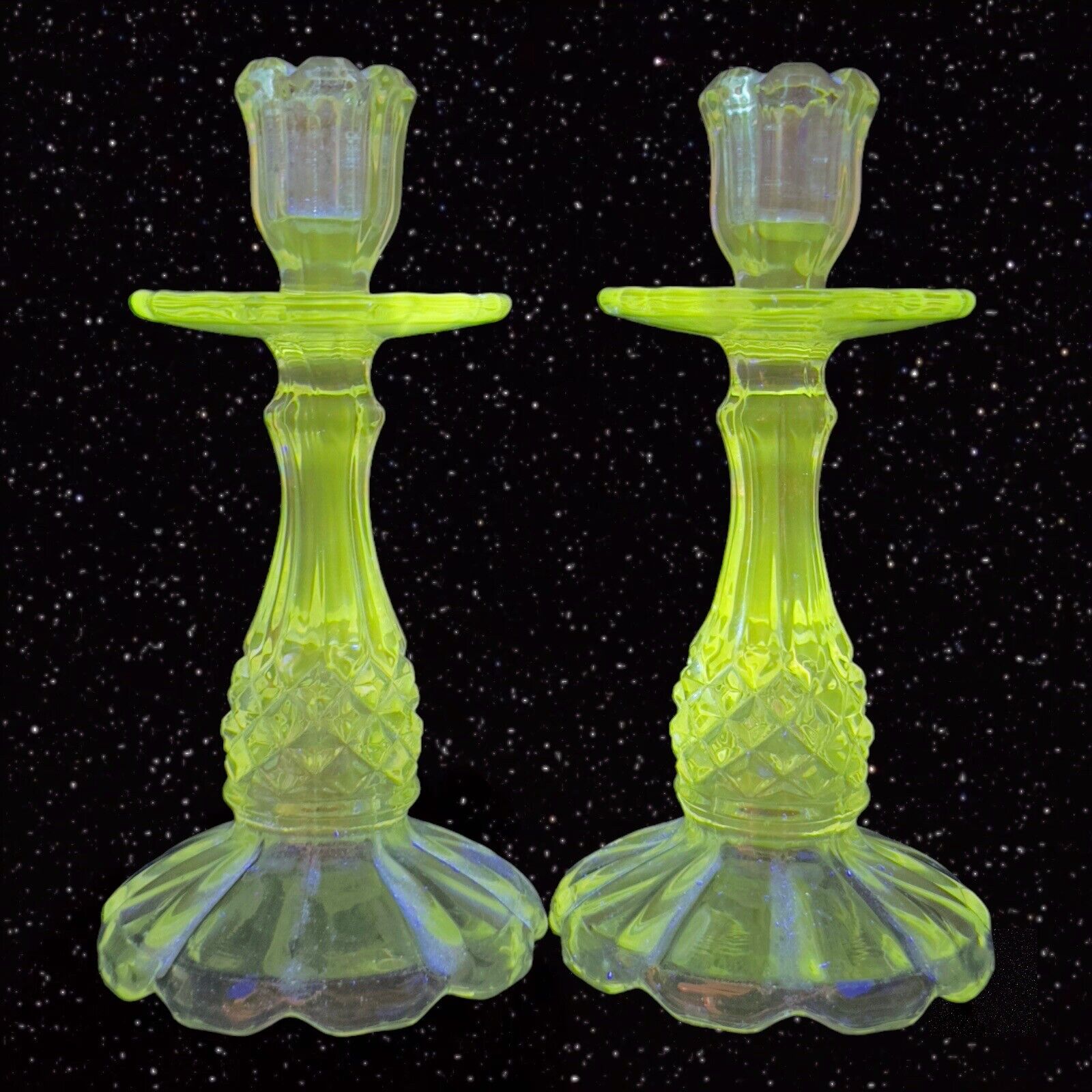Antique Clear Glass Candle Stick Holder Set 2 Tapper Glass Manganese 365nm GREEN