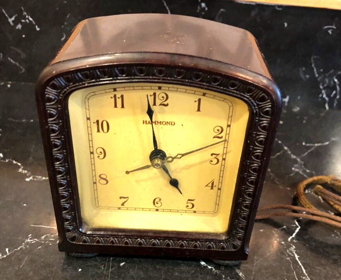 Vintage  Hammond Clock Desk Nightstand Art Deco Electric