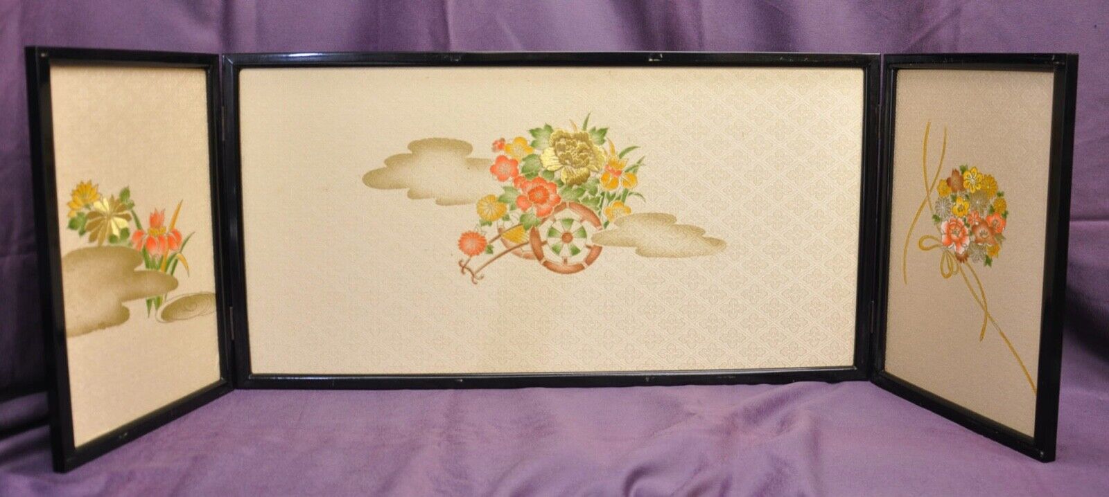 Cool Vintage Japanese Hand Drawn Folding Screen for display circa 1970s (FKA)