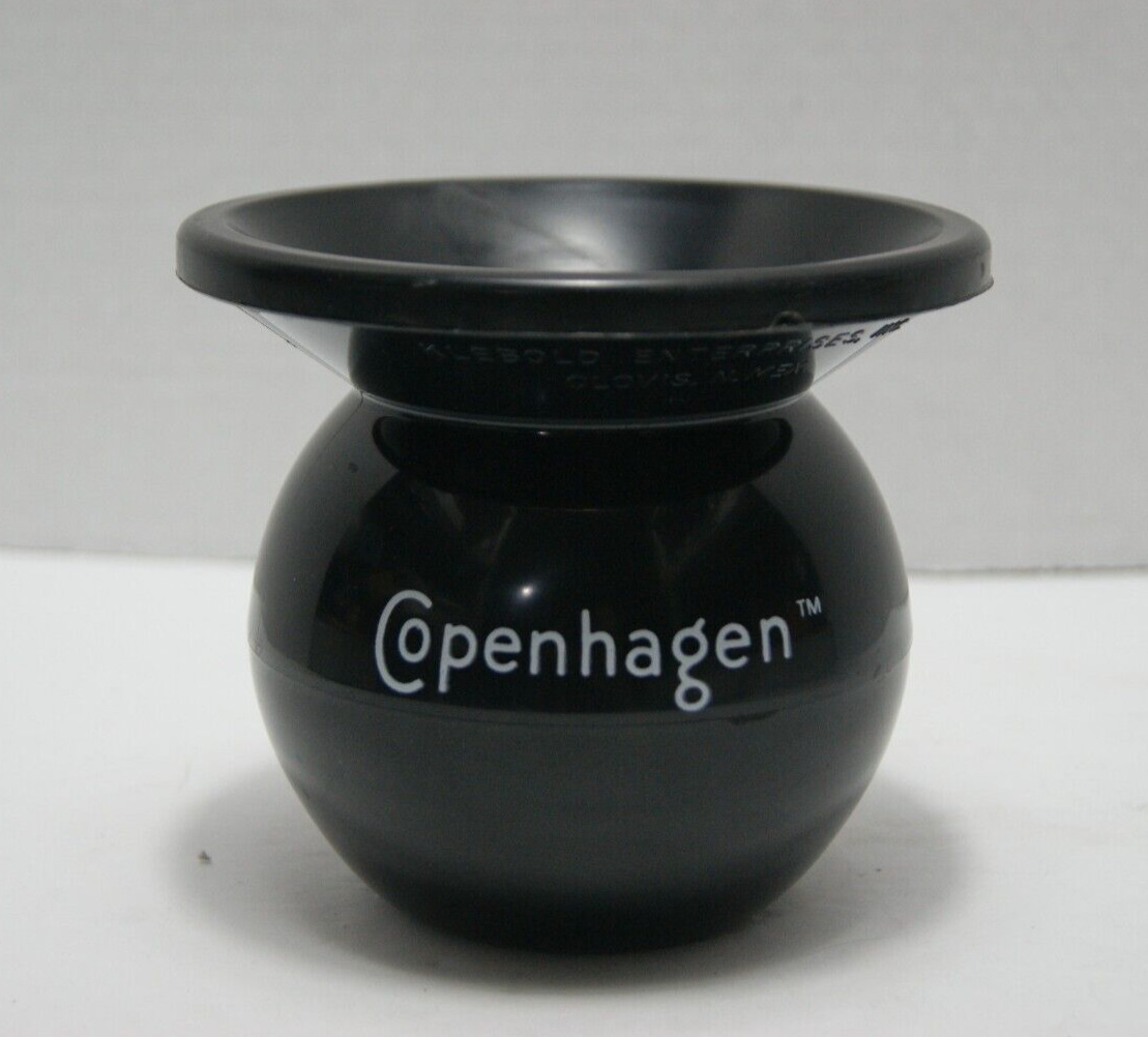 Vintage Copenhagen Tobacco Li'l Cus Table Bar Top Weighted Spittoon, USED GC