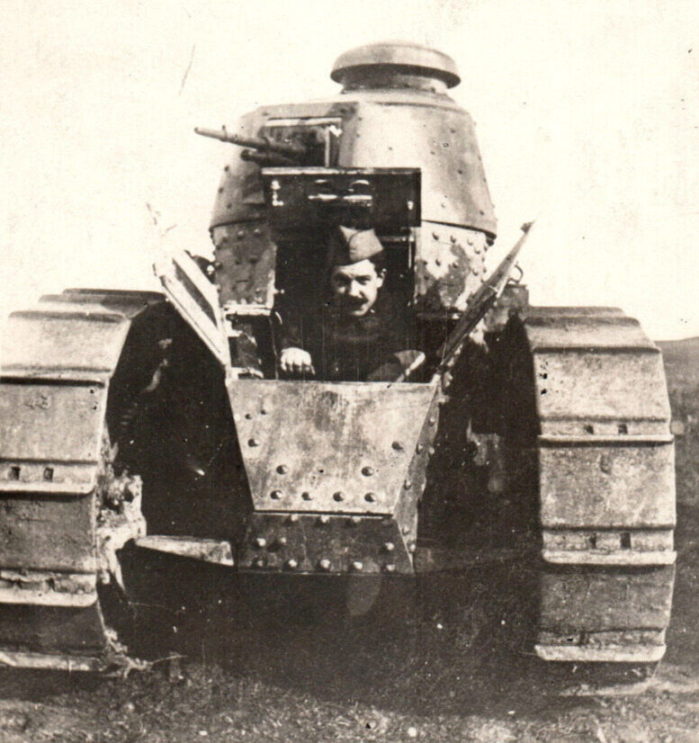 WWI Tank Soldier Machine Gun Renault Real Photo Postcard Rppc World War 1