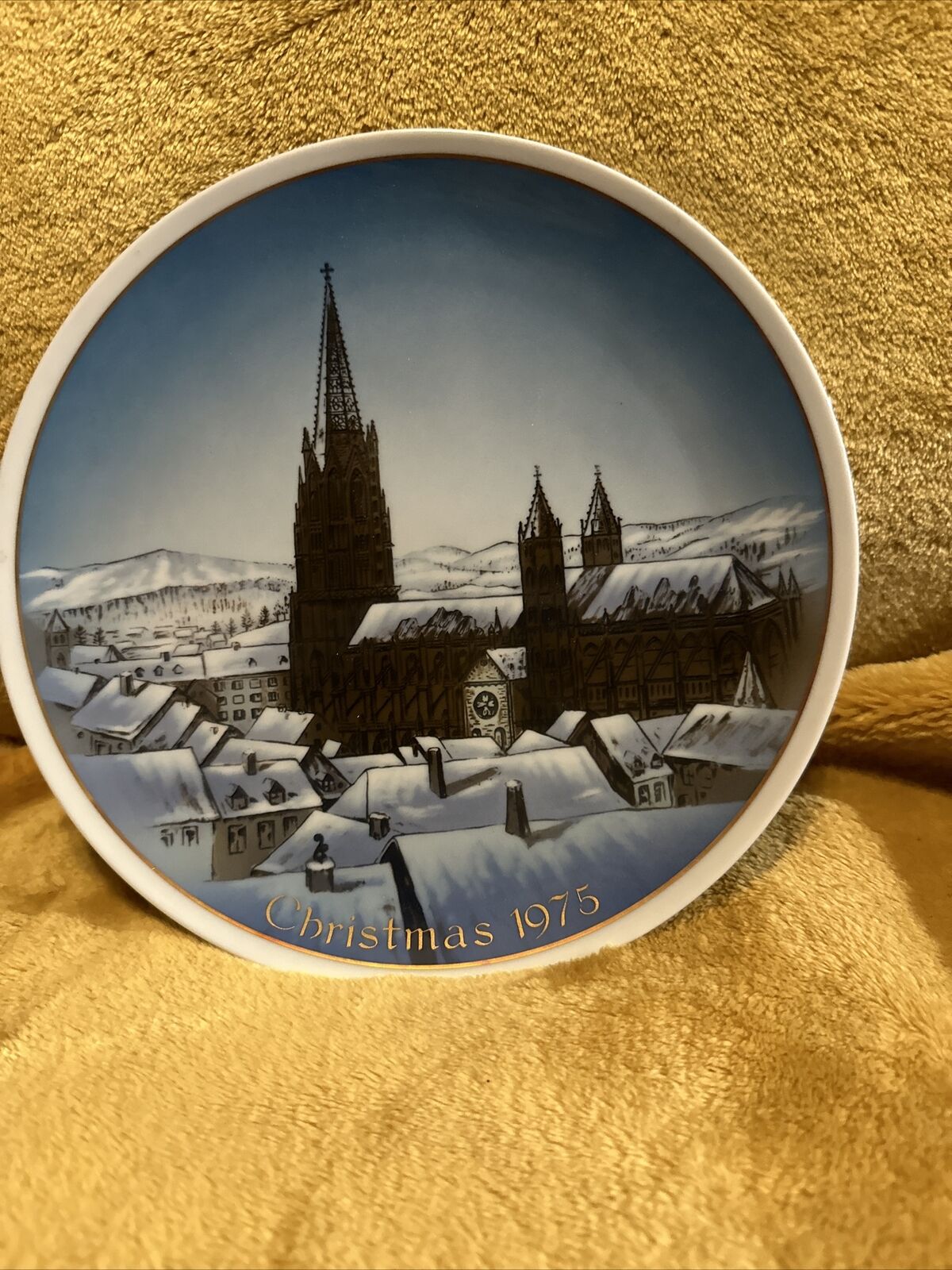 Rosenthal Weihnachten Christmas Collector Plate 1975 Germany Blue 8 1/2”