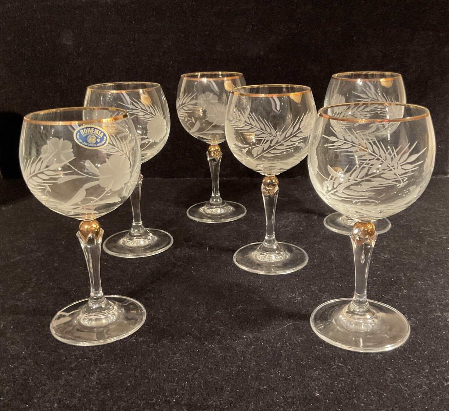 Bohemia Hand Cut Lead Crystal 24k Gold Detail  Set Of 6 Wine glasses 6.25” Tall