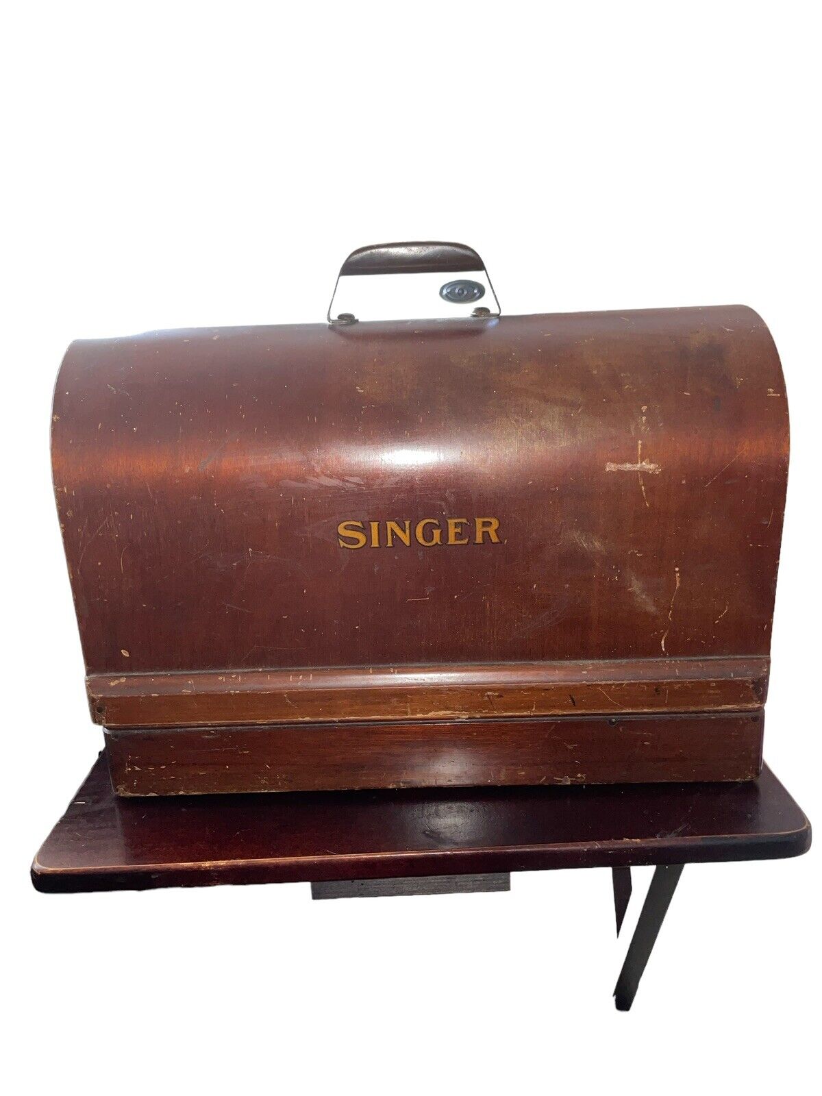 vintage singer crank sewing machine In Bentwood Case W/5 Extra Sewing Feet,