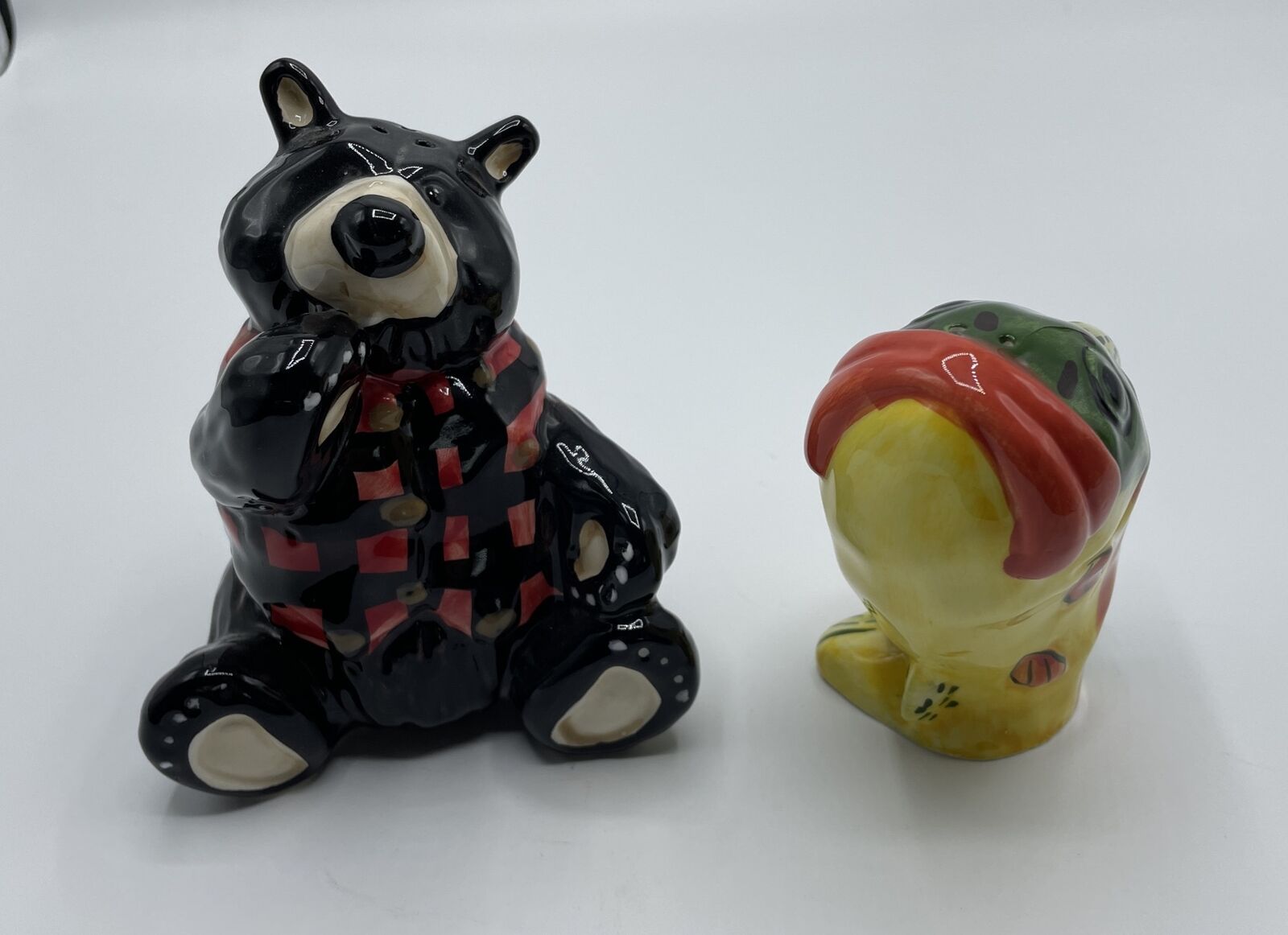 Salt and Pepper Shakers Bear W/ Sweater And Fish Ceramic Great Condition