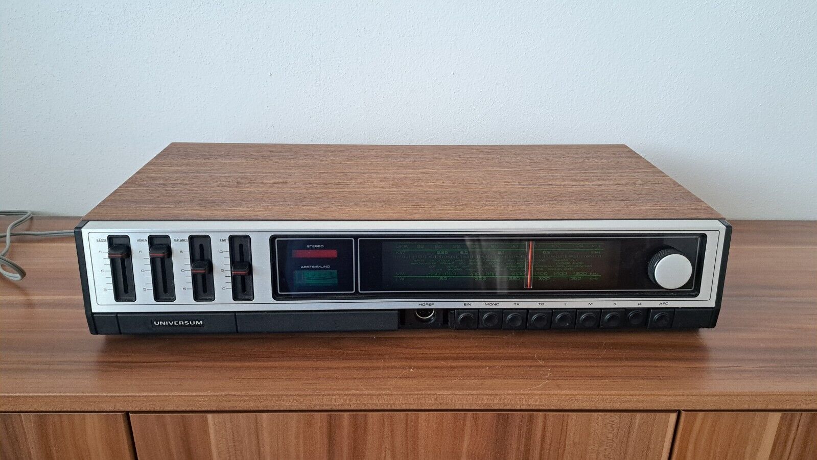 Vintage radio receiver UNIVERSUM VT2371 1970s