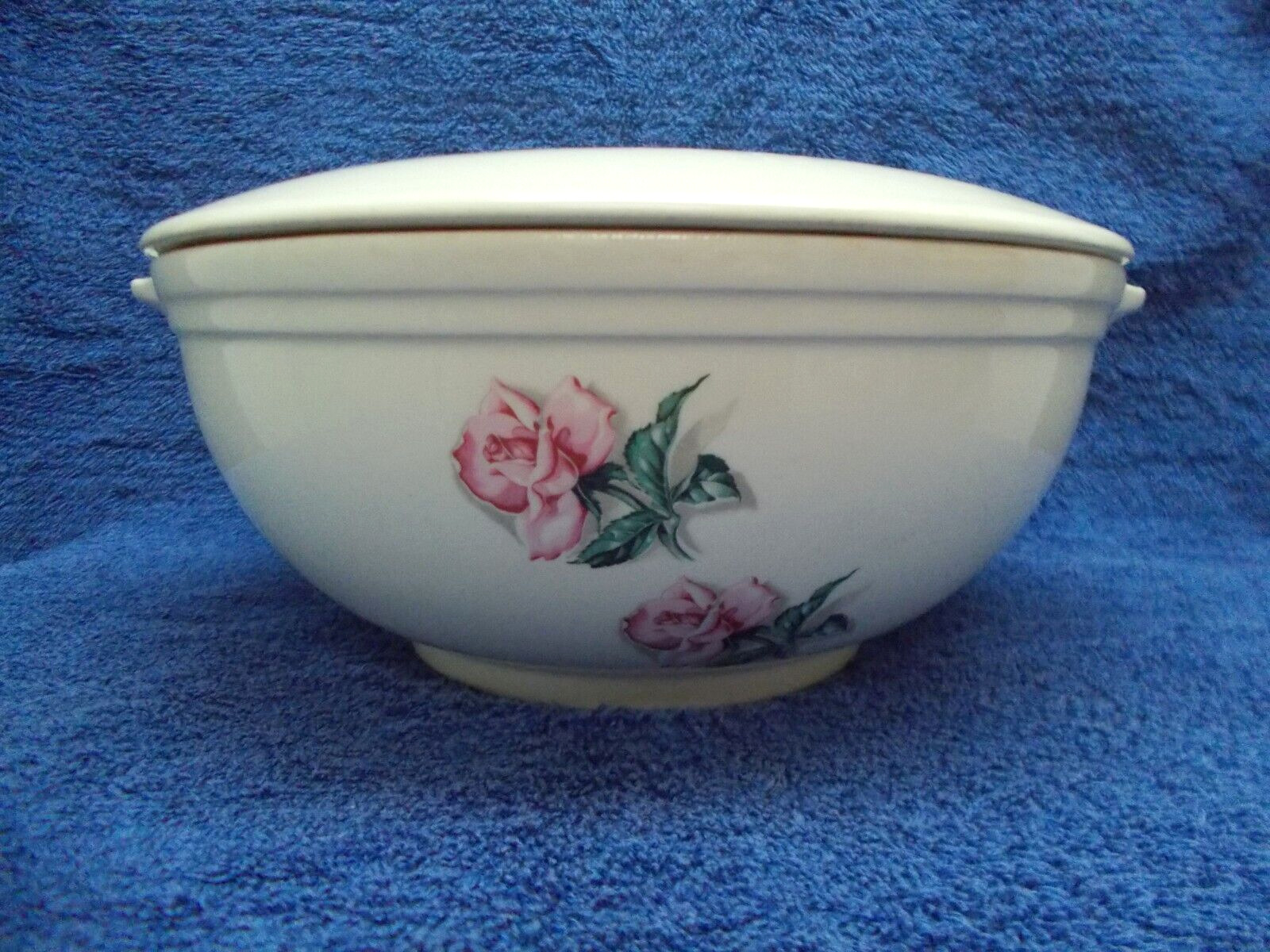 Ballerina Casserole with Lid--Pink Roses Pattern