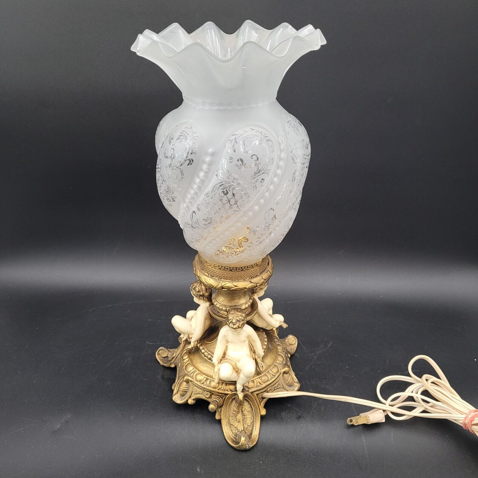 Rare 1920s Vintage 3 Cherub Brass Lamp Ornate Ornate Ruffeled Etched Shade Spain