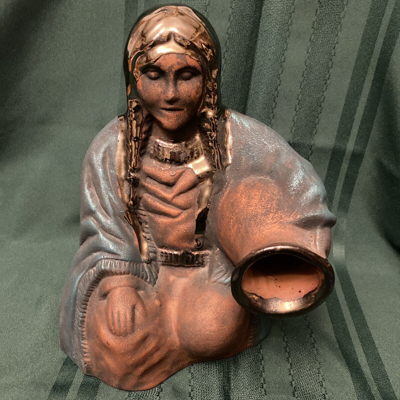 Vintage Native American / Aztec Woman Pottery * Read Description Unique Moody