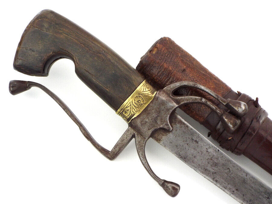 Antique Islamic Arabic Moroccan Arab NIMCHA Sword, Fine Carved Handle.