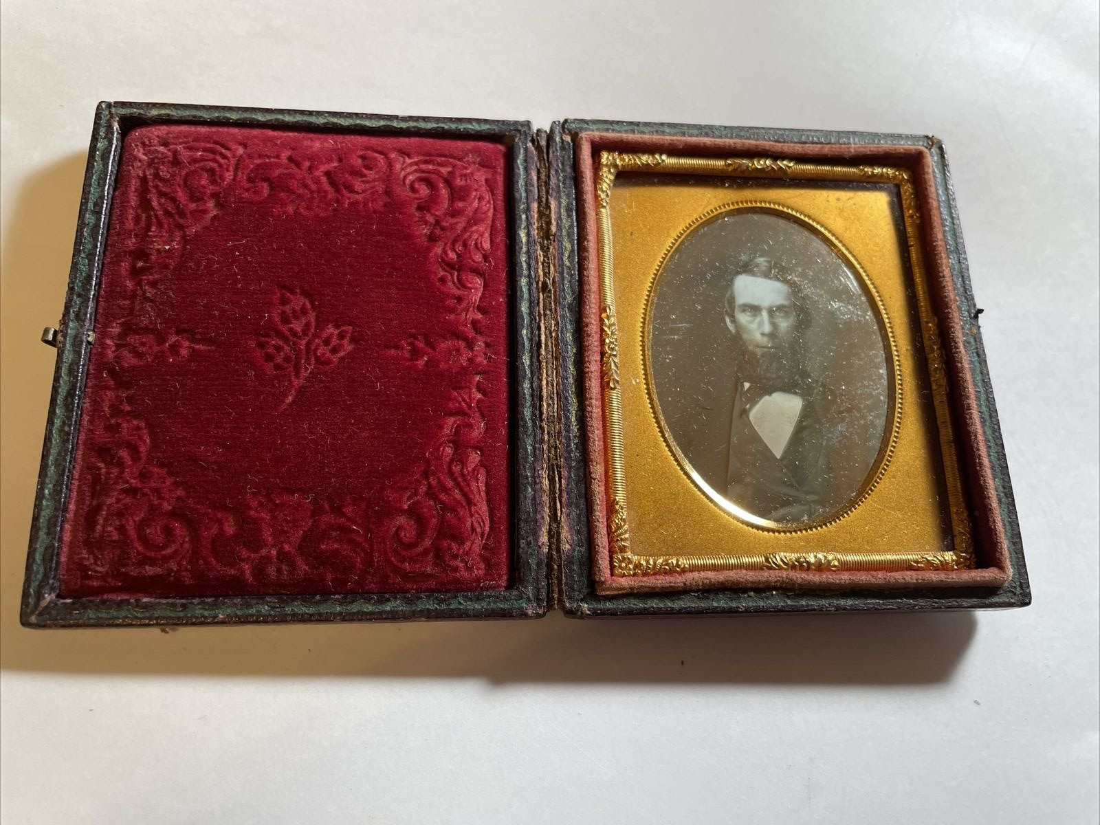 1/9 Plate Daguerreotype Paper case Gentleman Full Beard Satin Vest Bow Tie