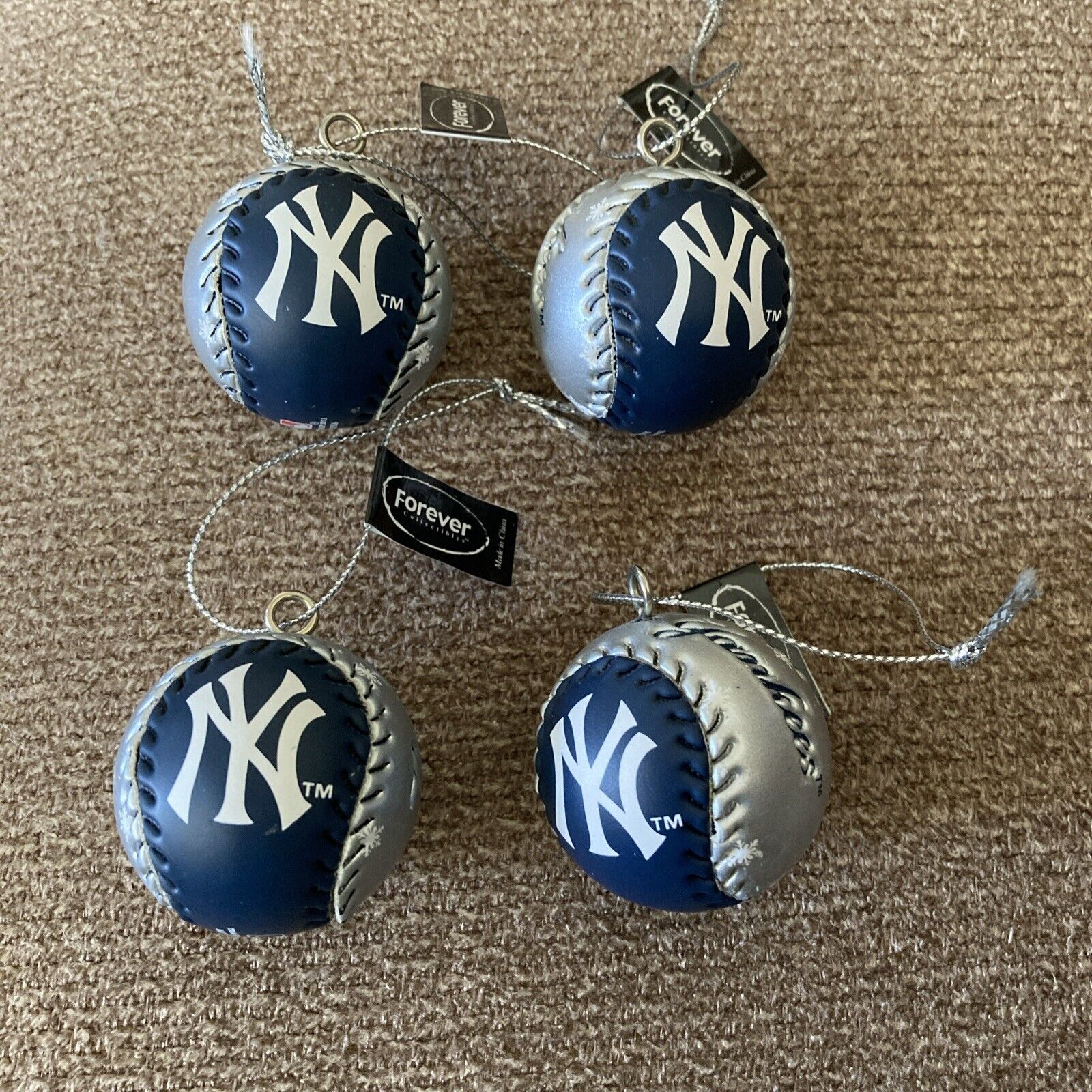 2011 Forever Collectibles Team Beans New York Yankees Mini Baseball Ornaments 4