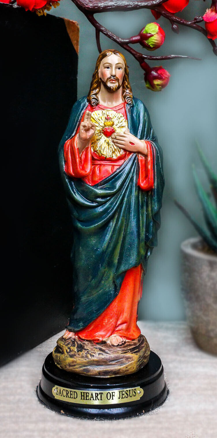 The Sacred Heart of Jesus Christ Statue 5\